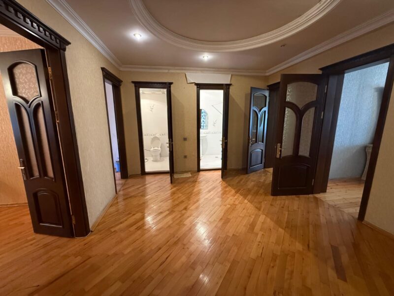 Yeni tikili, 3 otaqli, 114 m²