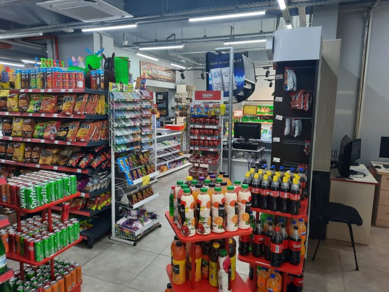 Obyekt, 862 m²