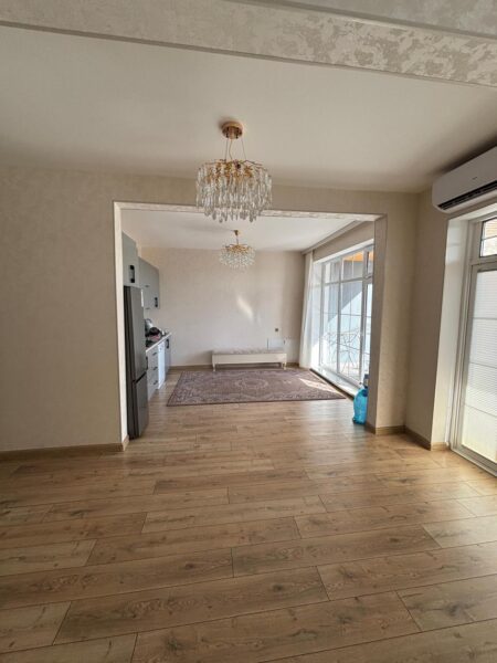 Həyat evi, 2 sot, 5 otaqli, 200 m²