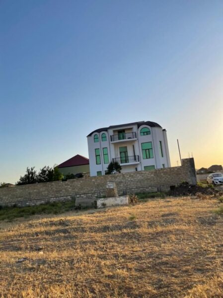 Həyat evi, 6 sot, 5 otaqli, 420 m²