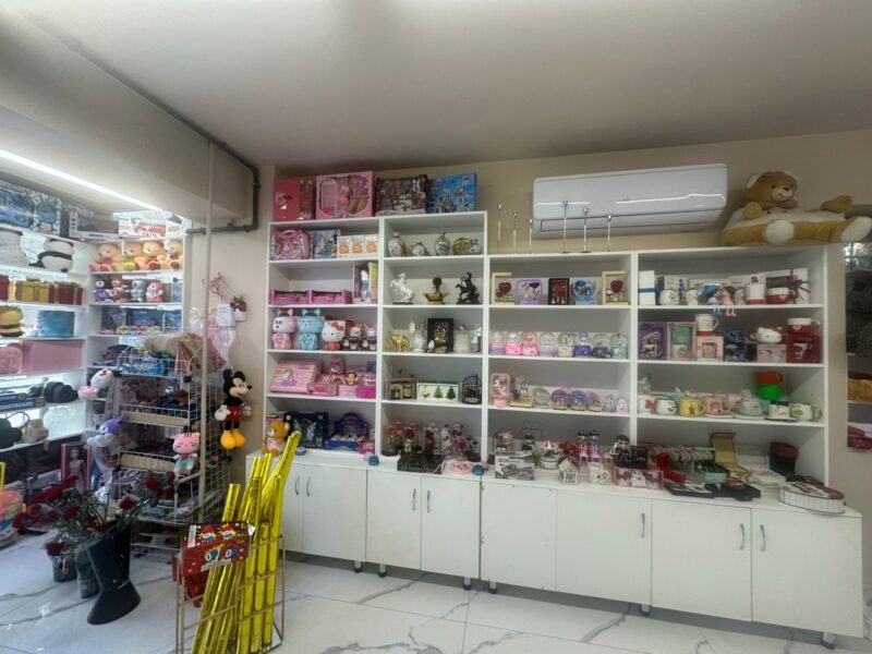Obyekt, 140 m²