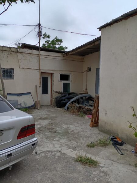 Obyekt, 570 m²