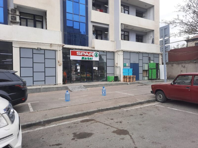 Obyekt, 862 m²