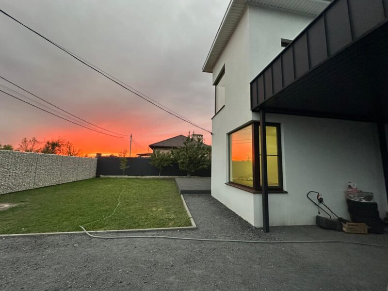 Həyat evi, 5 sot, 5 otaqli, 200 m²